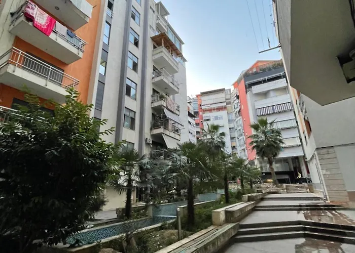 - Private 3 Bed & Breakfast 3*